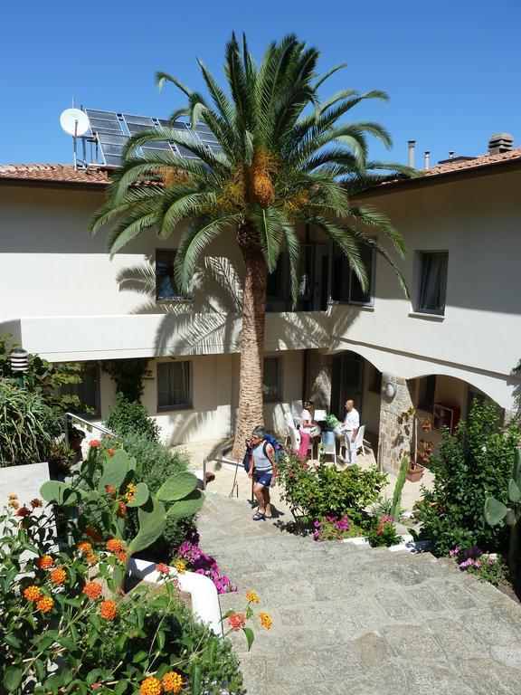 Hotel Arenella Giglio Porto Exterior photo