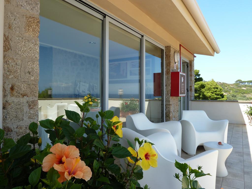 Hotel Arenella Giglio Porto Exterior photo