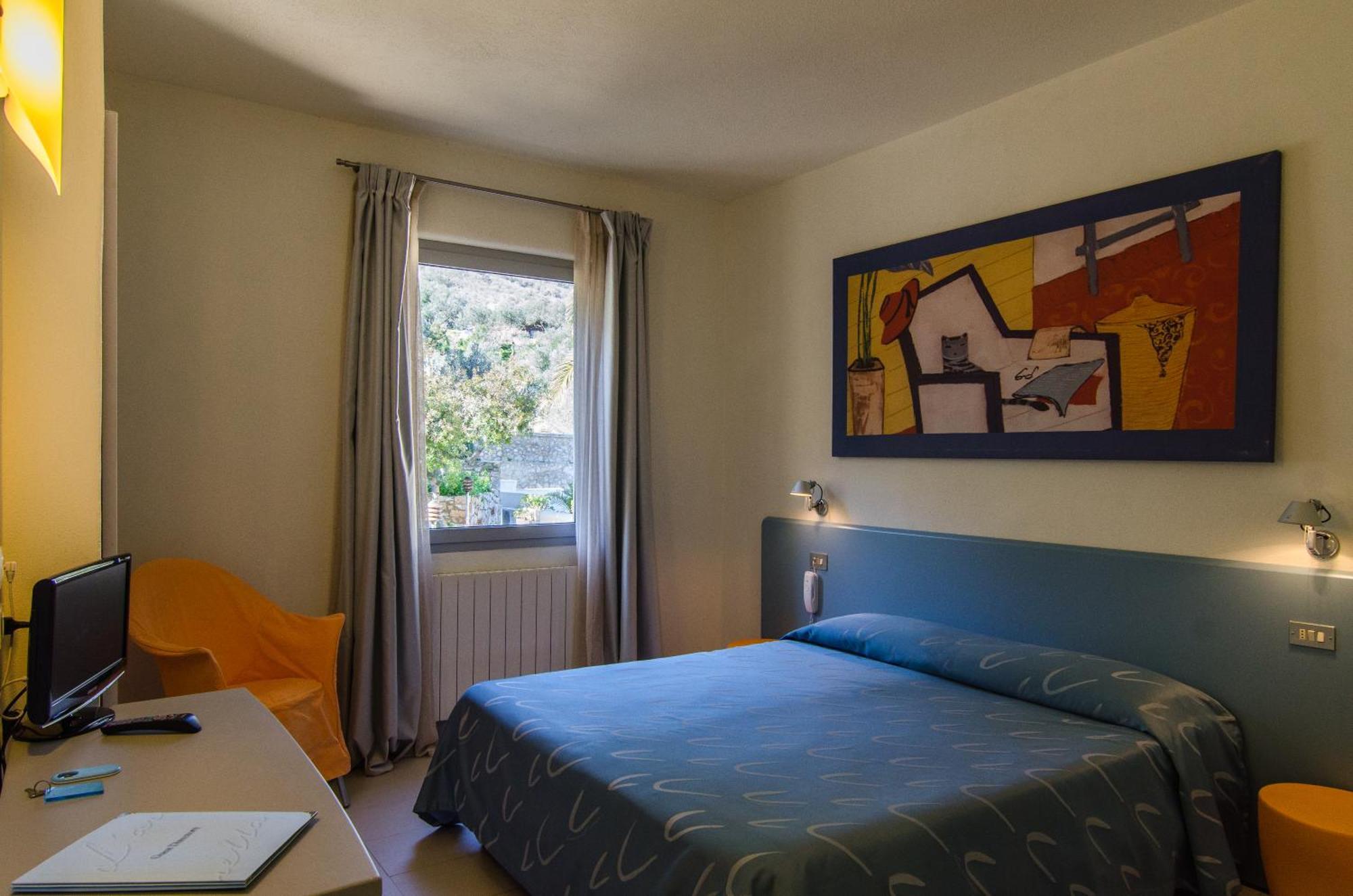 Hotel Arenella Giglio Porto Exterior photo