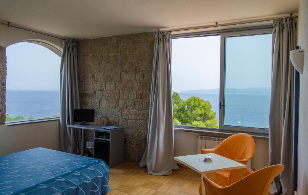 Hotel Arenella Giglio Porto Room photo