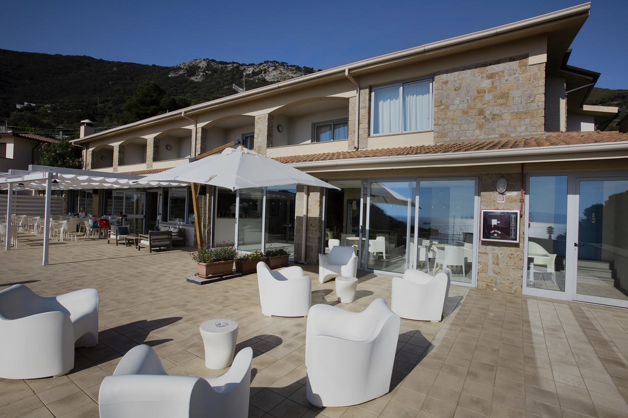 Hotel Arenella Giglio Porto Exterior photo